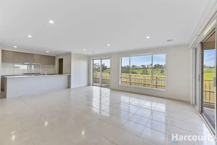 Fifth view of Homely house listing, 6 Aperloo Road, Drouin VIC 3818