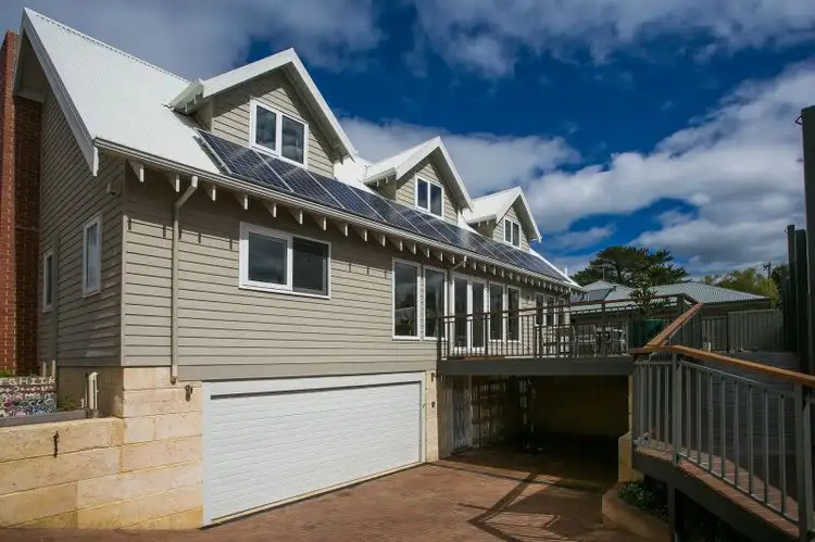 3A Harwood Street, Hilton WA 6163