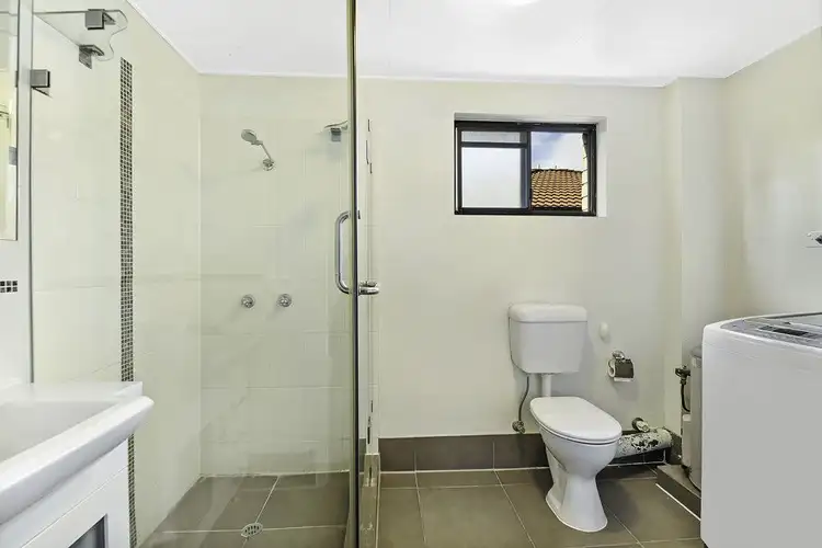 Seventh view of Homely unit listing, 4/3 Ahern Street, Labrador QLD 4215