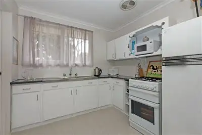 Fourth view of Homely house listing, 28 Vanessa Avenue, Lalor VIC 3075
