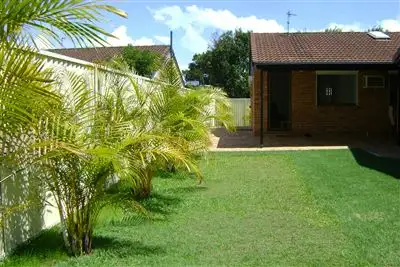 1/23 Gardiners Place, Southport QLD