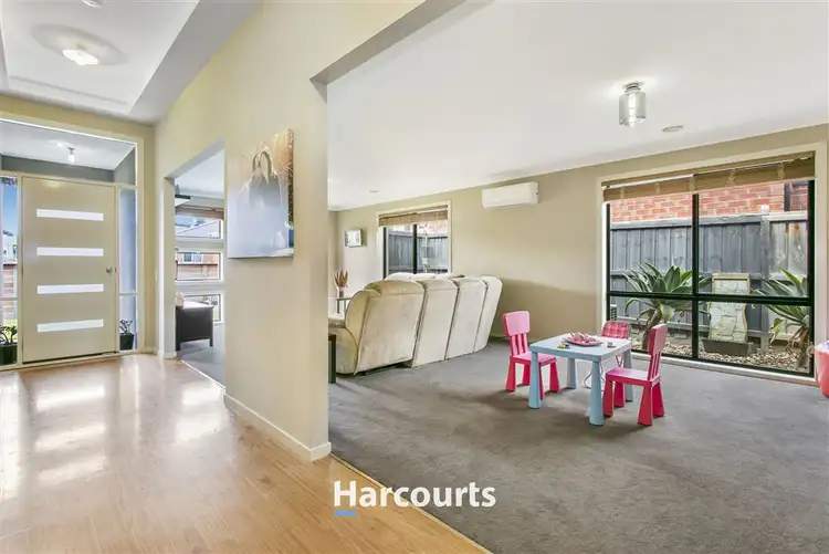 Sixth view of Homely house listing, 7 Tusmore Grove, Cranbourne North VIC 3977