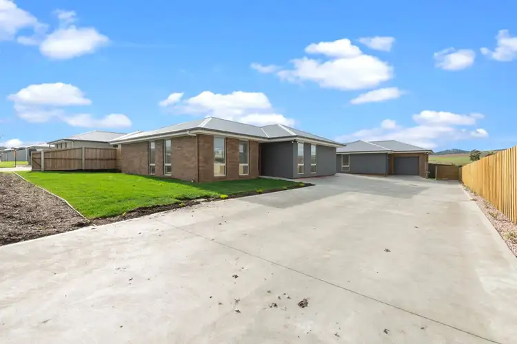 1 and 2/18 Whitelea Court, Sorell TAS 7172