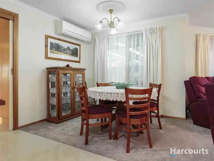 Fifth view of Homely house listing, 8 The Briars, Lysterfield VIC 3156