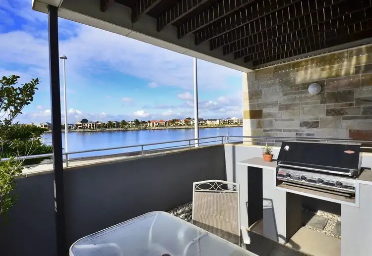 Main view of Homely townhouse listing, 3 Karra Cove, New Port SA 5015