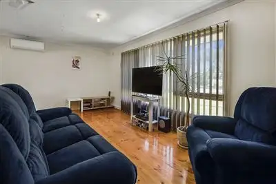 Second view of Homely house listing, 5 Hyacinth Crescent, Christie Downs SA 5164