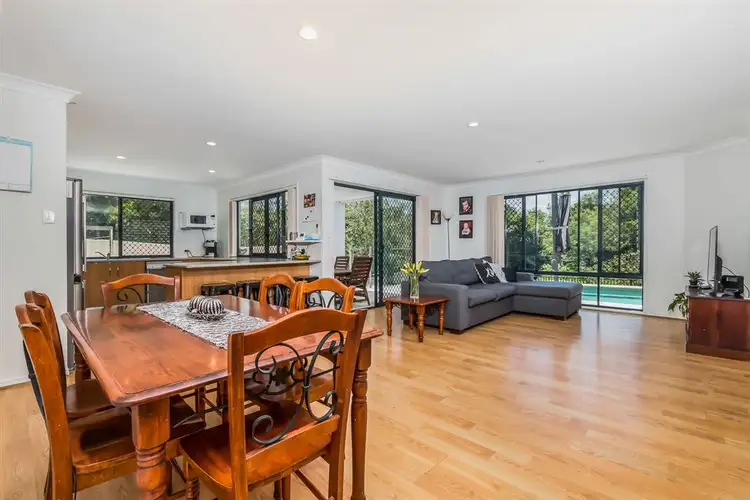 300 Levitt Road, Upper Kedron QLD 4055