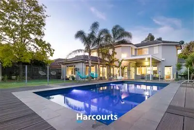 5 Woodcutters Place, Narre Warren South VIC 3805