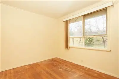 Fifth view of Homely house listing, 8 Alison Street, Thomastown VIC 3074
