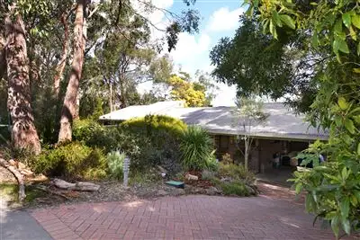 18 Wychwood Grove, Upper Sturt SA 5156