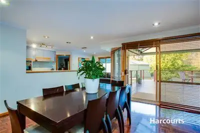 Fifth view of Homely house listing, 4 Oak Court, Somerville VIC 3912