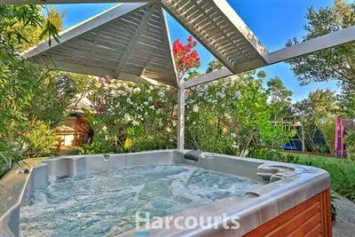 Fourth view of Homely house listing, 10 Scarlet Crescent, Pakenham VIC 3810