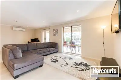 Sixth view of Homely house listing, 5 Clairmont Avenue, Cranbourne VIC 3977