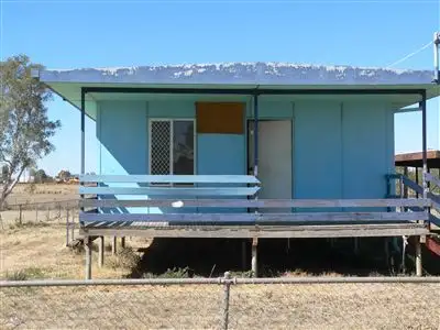 56 Little Bedford Street, Cunnamulla QLD 4490
