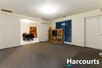 Fifth view of Homely house listing, 2 Medusa Court, Cranbourne VIC 3977