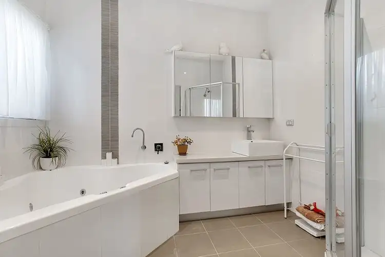 Fifth view of Homely unit listing, 2/38 Arunta Crescent, Clayton South VIC 3169
