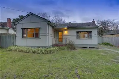 18 Dorothy Grove, Ferntree Gully VIC 3156