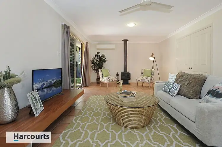 27 Falconglen Place, Ferny Grove QLD 4055