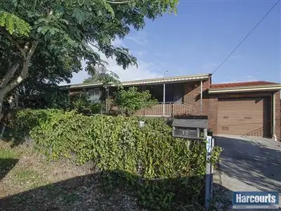 17 Phillip Grove, Kalamunda WA 6076