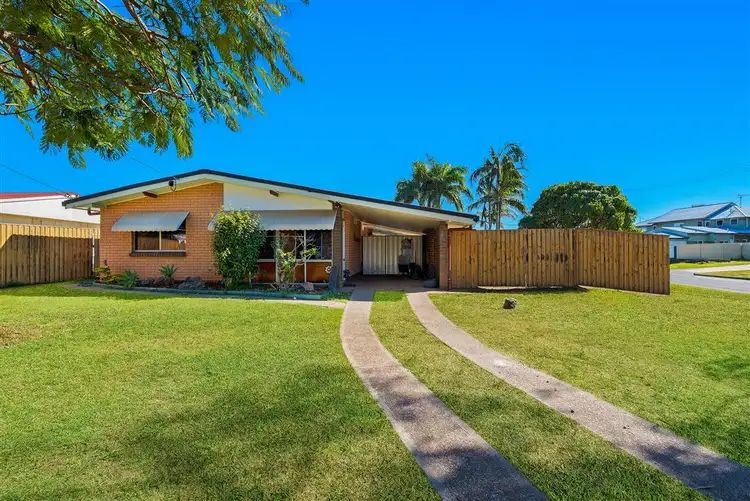 32 Wavell Avenue, Golden Beach QLD 4551