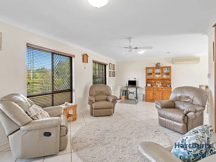 Third view of Homely house listing, 2 Twilight Court, Regents Park QLD 4118