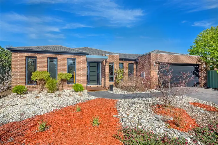 42 Waterford Drive, Miners Rest VIC 3352