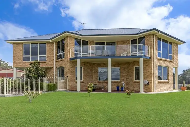 8 Adley Court, Beauty Point TAS 7270