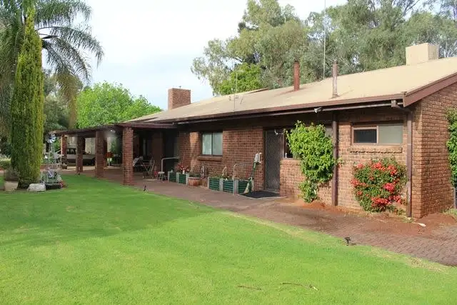 4 Wilga Road South, Gol Gol NSW 2738