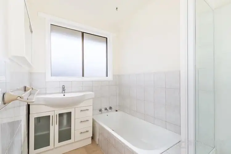 Fifth view of Homely house listing, 2 Jasmine Place, East Devonport TAS 7310