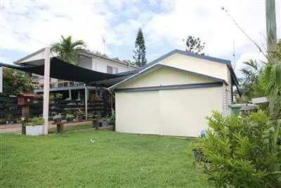 12 Matthew Flinders Drive, Cooee Bay QLD 4703