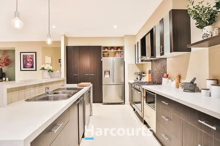 Sixth view of Homely house listing, 10 Botanic Drive, Pakenham VIC 3810