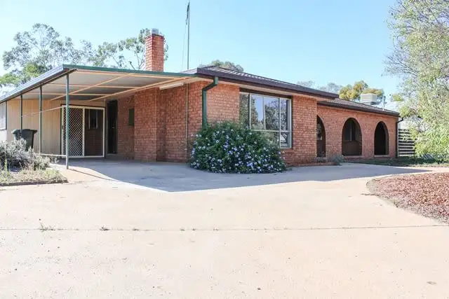 5 Bourke Road, Cobar NSW 2835