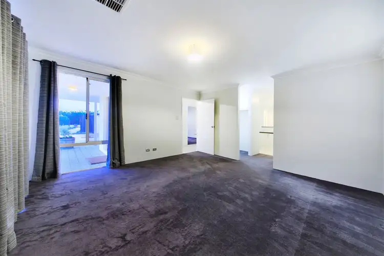 Fifth view of Homely house listing, 3 Blossom Chase, Aubin Grove WA 6164