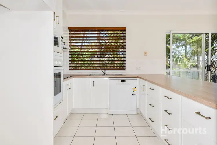 Second view of Homely unit listing, 3/186 Prince Edward Parade, Scarborough QLD 4020