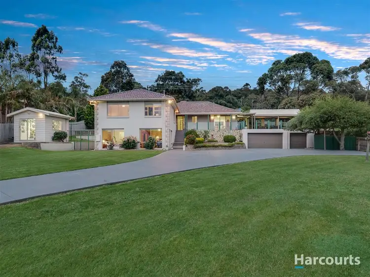 Second view of Homely house listing, 8 Highview Court, Lysterfield VIC 3156