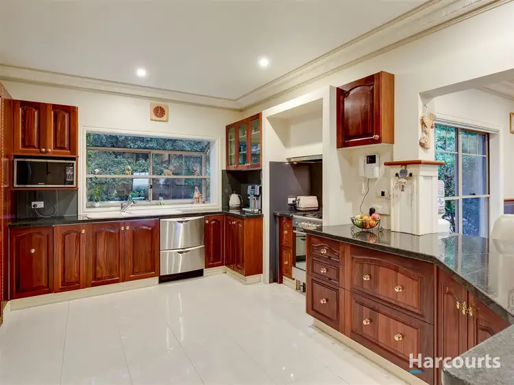 Fifth view of Homely house listing, 8 Highview Court, Lysterfield VIC 3156