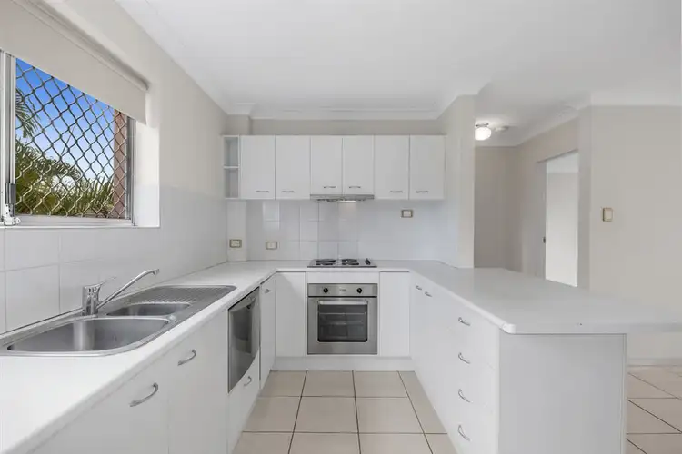 2/38 Peach Street, Greenslopes QLD 4120