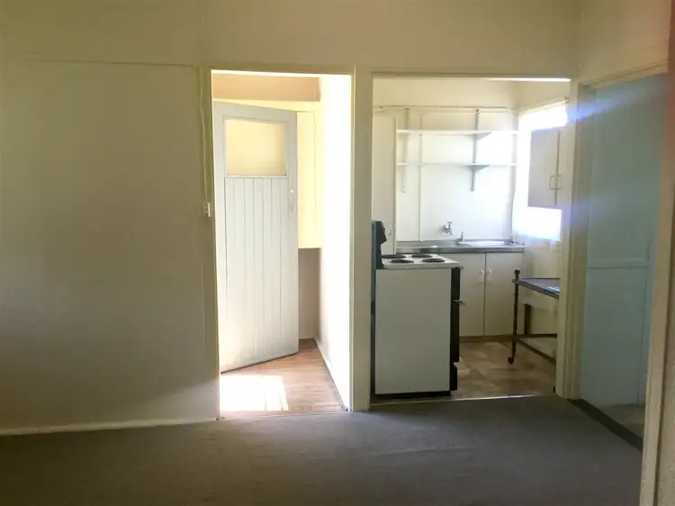 Fifth view of Homely house listing, 6 Moresby Way, West Bathurst NSW 2795