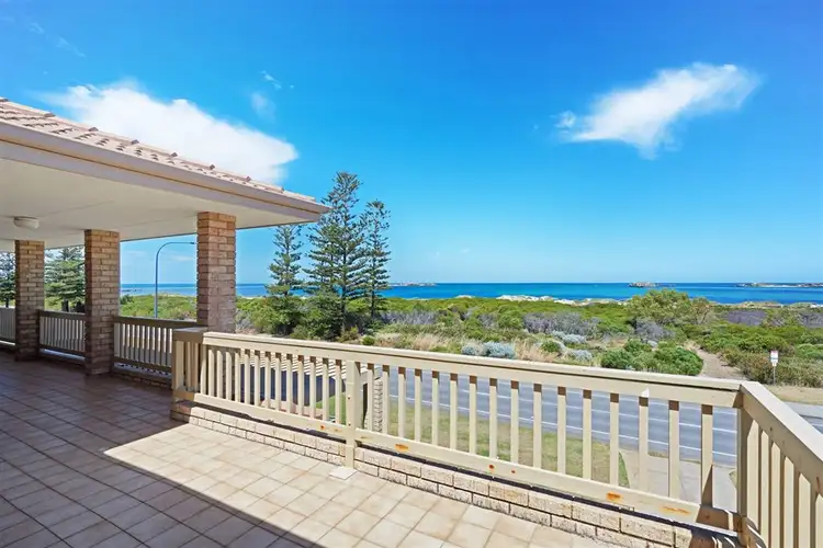 84 Arcadia Drive, Shoalwater WA 6169