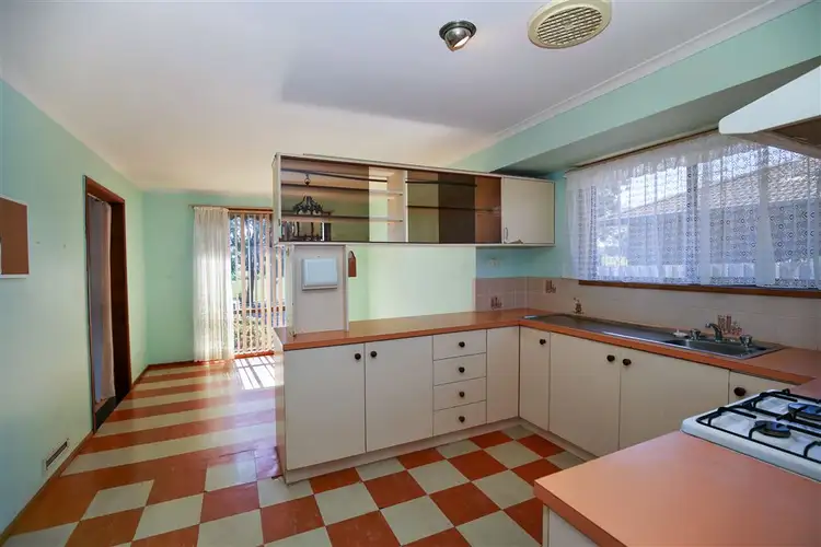 Fifth view of Homely house listing, 8 Gibson Street, Leongatha VIC 3953