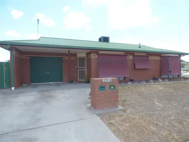 Main view of Homely unit listing, 2/18 Colla Court, Horsham VIC 3400