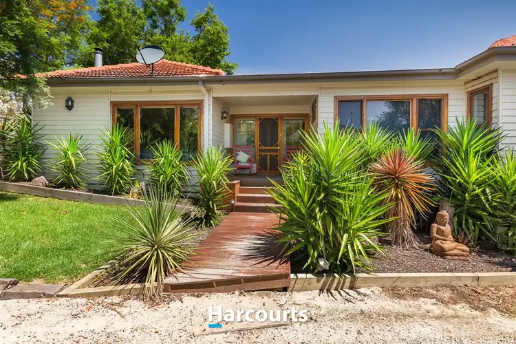 24 Lyle Avenue, Beaconsfield VIC 3807