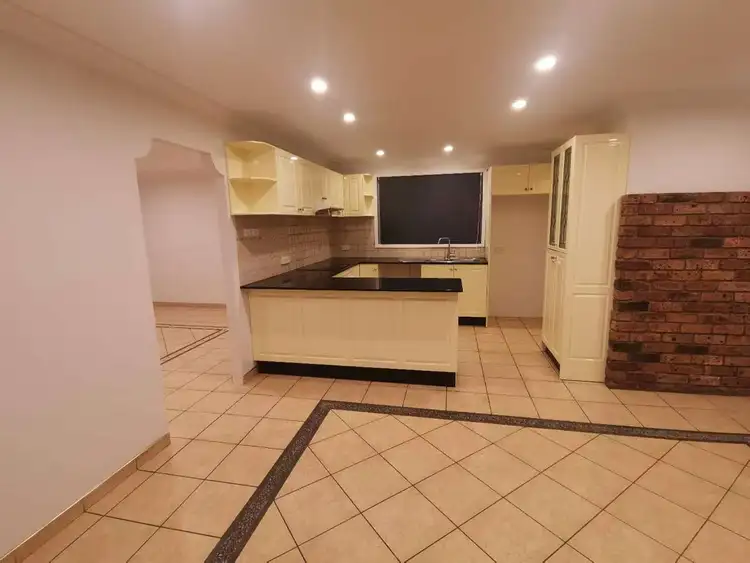63 Ollier Crescent, Prospect NSW 2148