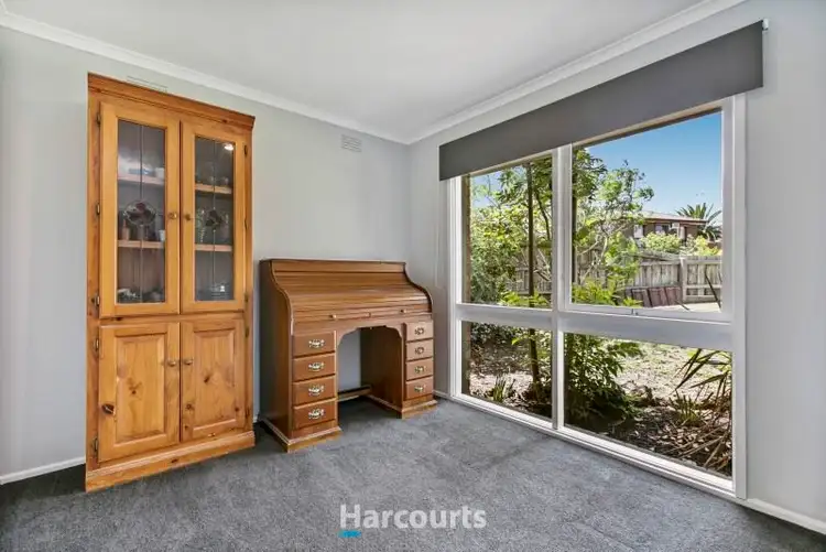 Fifth view of Homely house listing, 8 Stephens Close, Endeavour Hills VIC 3802