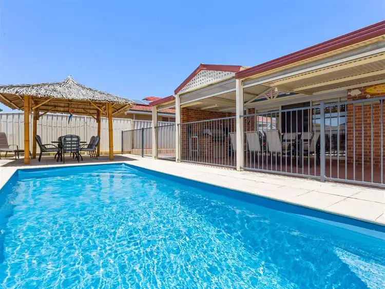 6 Luttrell Gardens, Beeliar WA 6164