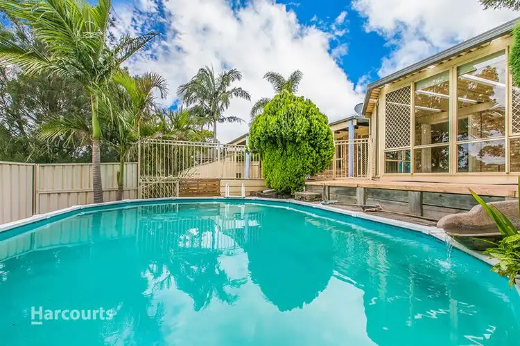 19 Gloucester Circuit, Albion Park NSW 2527