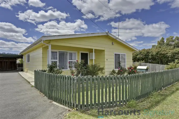 30 Charles Street, Triabunna TAS 7190