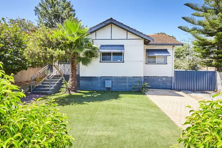 14 Winterfold Road, Hilton WA 6163