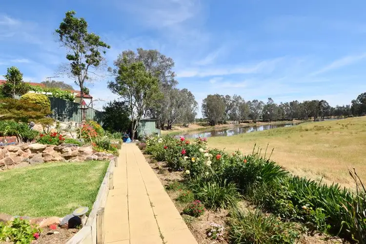 Main view of Homely house listing, 19 Billabong Drive, Wangaratta VIC 3677