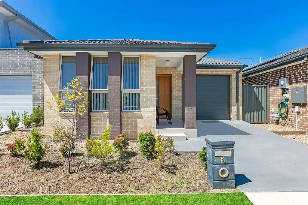 Main view of Homely house listing, 8 Cawley Circuit, Ropes Crossing NSW 2760
